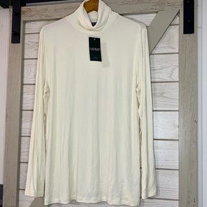 💜NWT Ribbed turtleneck 🐢 shirt💜